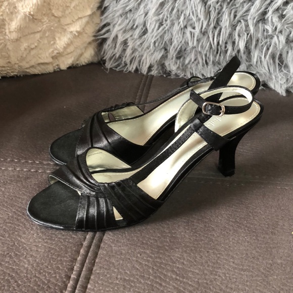 LIZ CLAIBORNE BlackSatinFabric Slingback Sandals 6 - Picture 2 of 7